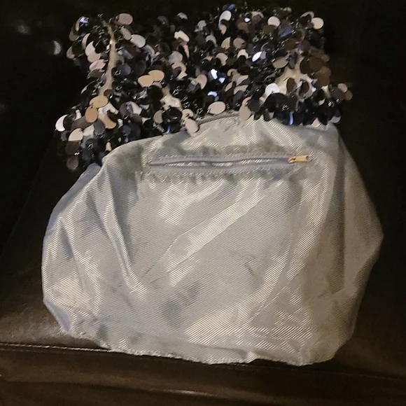 ❤HP❤️NWOT Pewter Disc Bling Handbag❤ - Picture 10 of 10